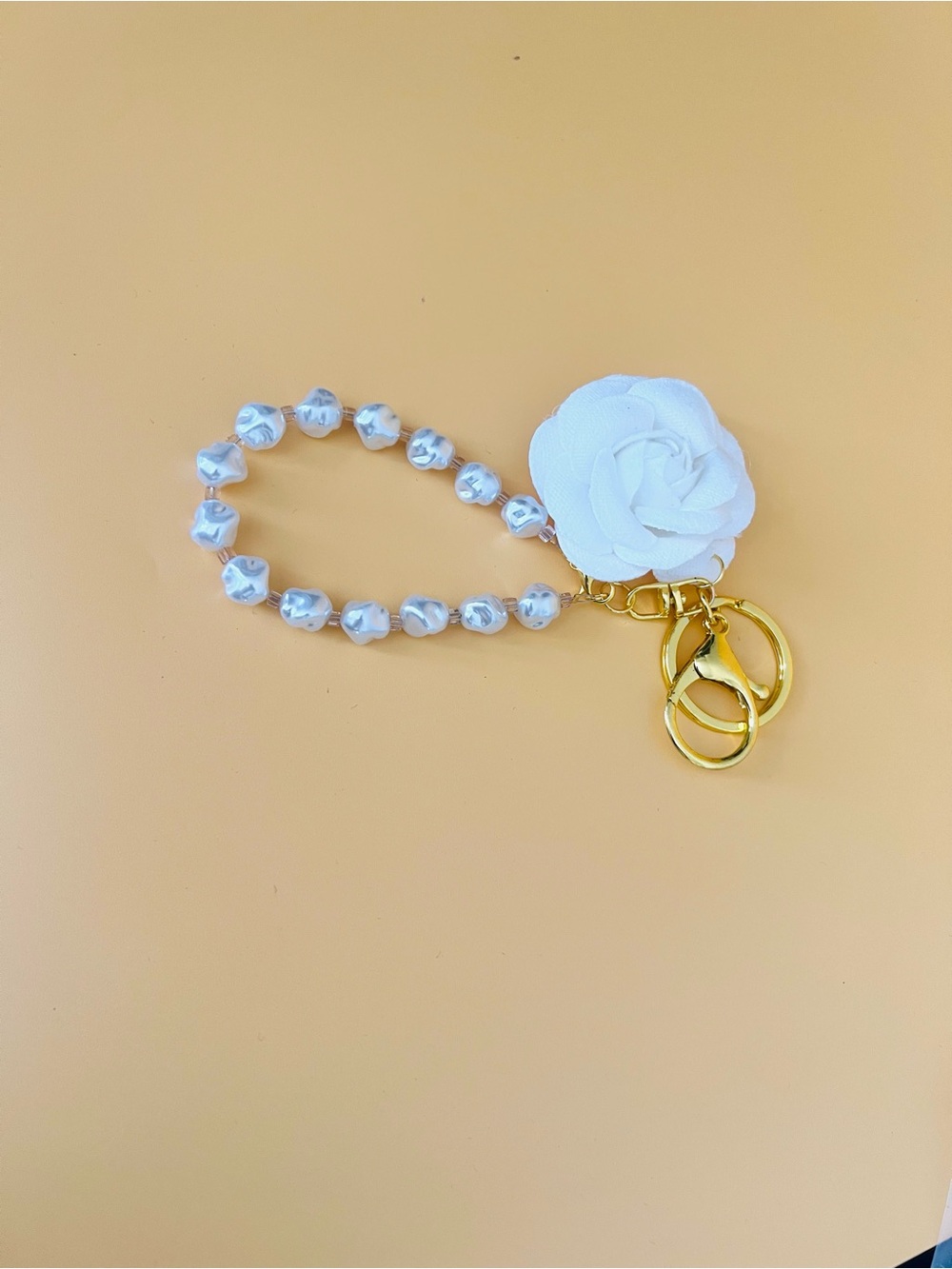 White Rose Pearl Bead Keychain Wristlet